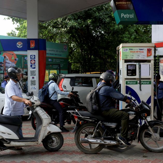 India Is Again Squeezed Between the Threat of Trump Tariffs and Russian Oil
