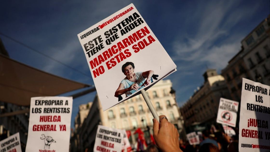Thousands march in Spain over eviction of 87-year-old woman Maricarmen Abascal