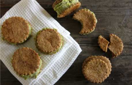 Espresso Biscuit and Pistachio Ice Cream Sandwiches [Vegan, Sugar-Free]