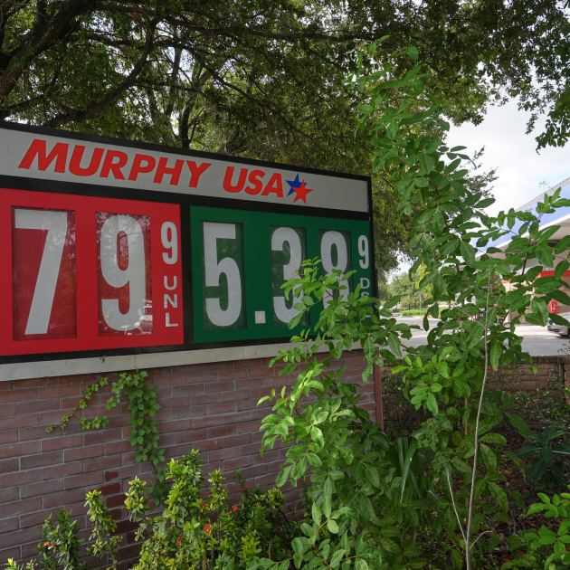 Oil Prices Plummet as Investors Digest Pause in Fighting in Iran War