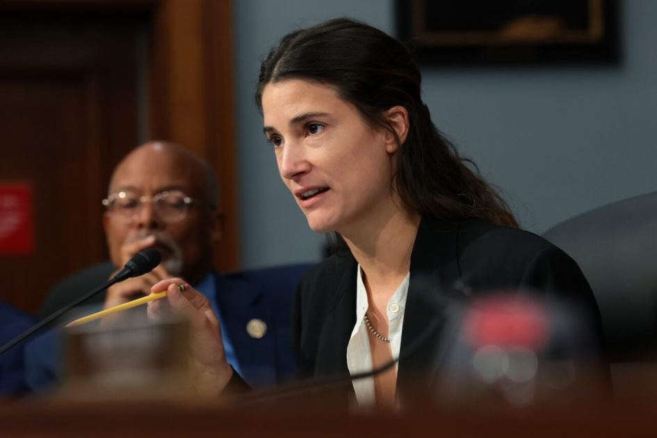 Congresswoman Wants to Add Images to Legislation to Keep Pace With the Post-Literate Future