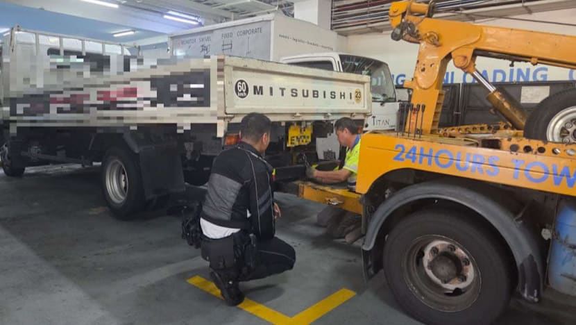 Two lorries towed for not complying with speed limiter requirements after Jul 1 deadline