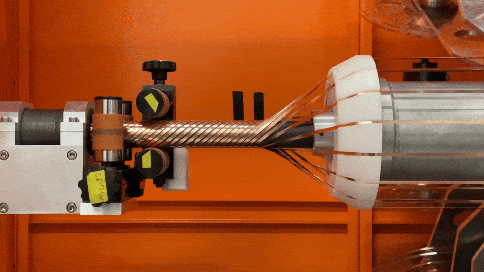 AI Data Centers Turn to High-Temperature Superconductors