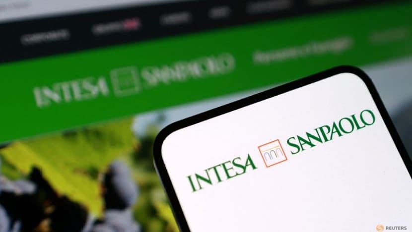 Italy fines Intesa Sanpaolo 18 million euros for illicit processing of customer data