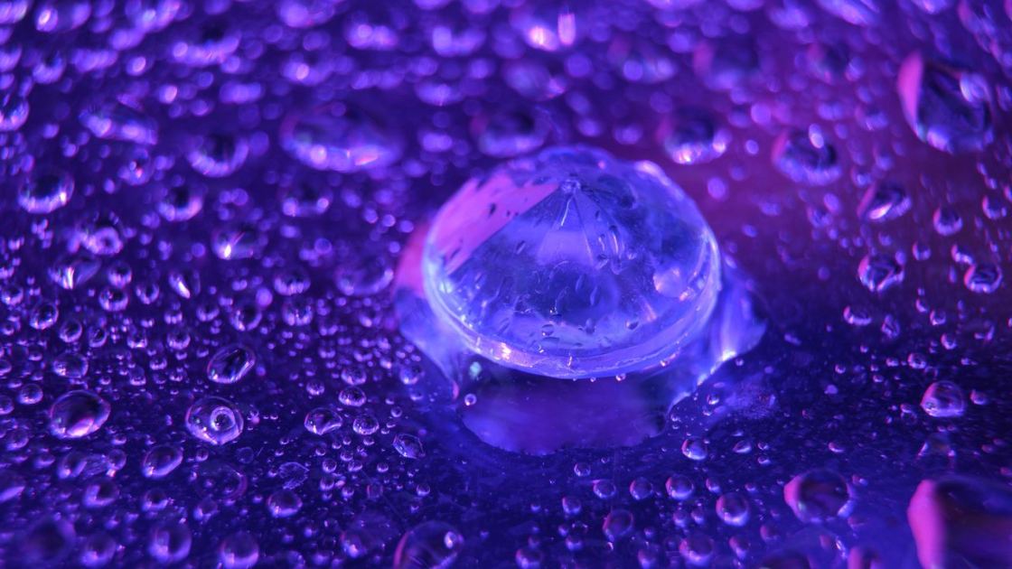  Scientists got diamond's melting point wrong by more than 1,000 degrees, crushing new laser experiment reveals 