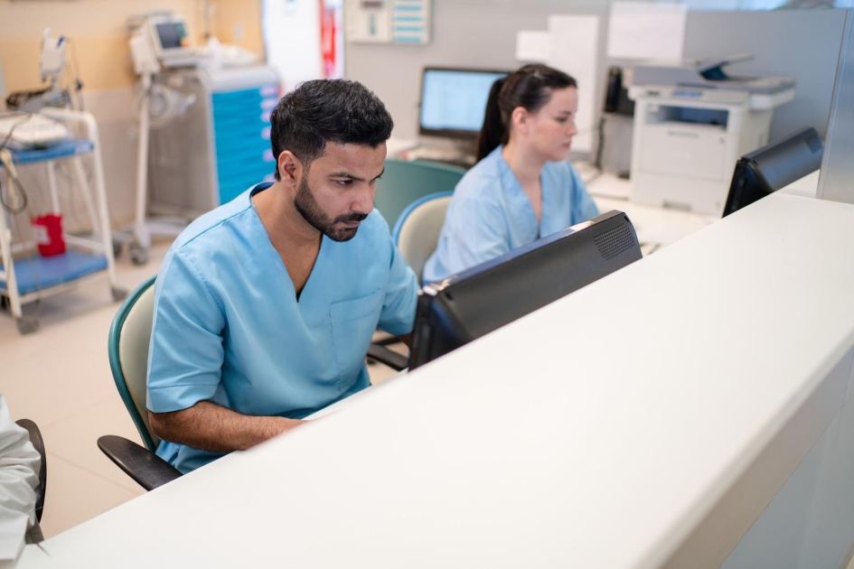 To Recruit Staff, Doctor Groups Sweeten Benefits Like Never Before