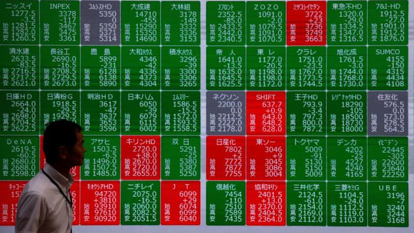 Asian stocks steady, oil lower as US and Iran sign peace deal