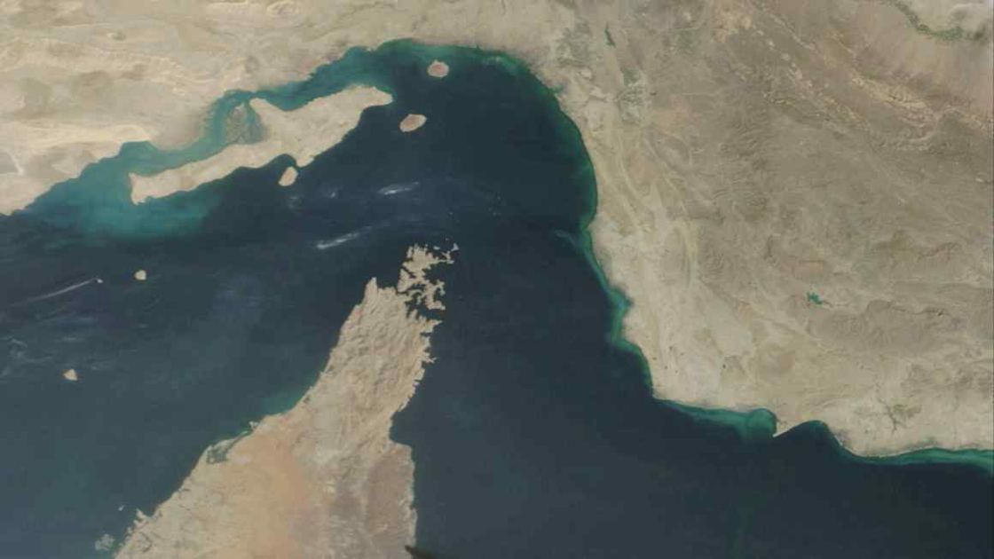 Oil jumps as Iran steps up attacks on infrastructure