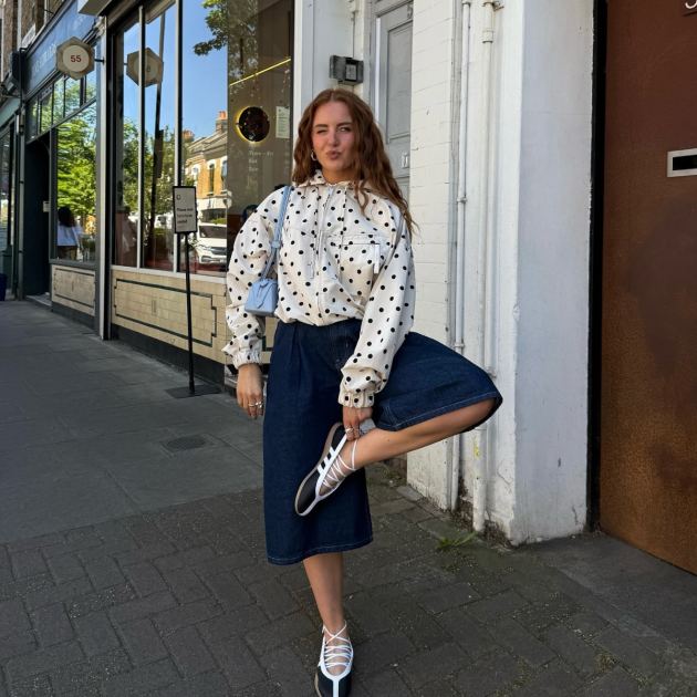  It's True: Fashion People Are Swapping Their Loafers and Ballet Flats for This Divisive Trainer Trend 