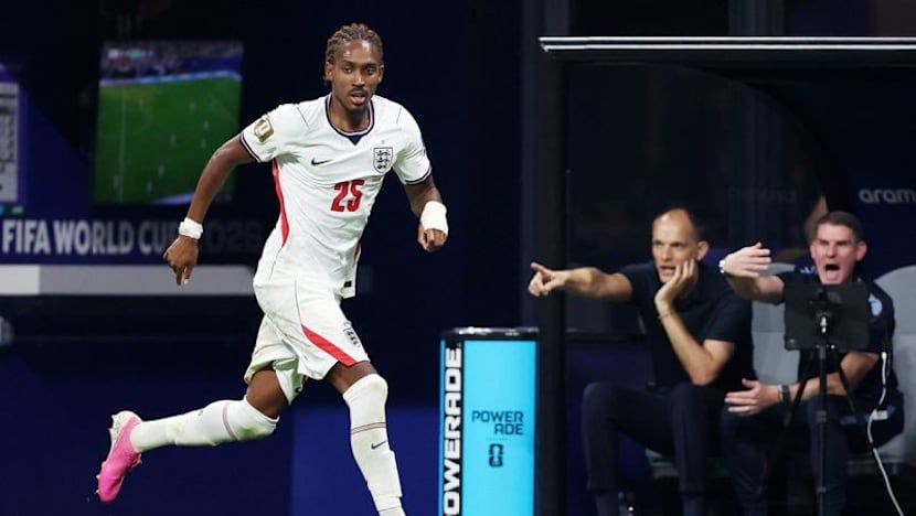 Inter sign England's Spence from Tottenham