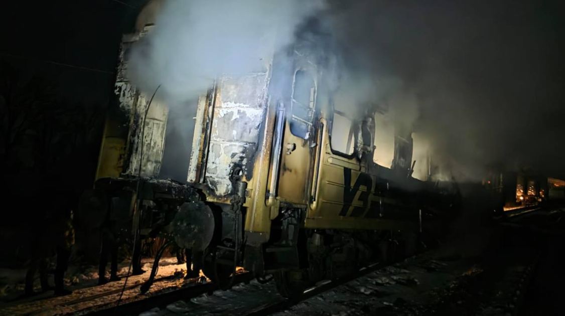 Одним із пасажирів постраждалого потяга на Харківщині був військовий: він допоміг пасажирам евакуюватися