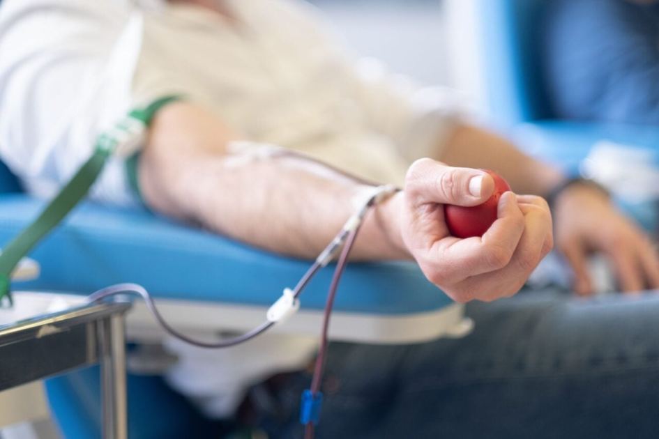A Veteran Blood Donor’s Guide to Not Freaking Out Your First Time