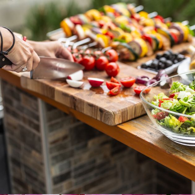  IKEA’s $79 Cast-Iron Grill Brings Steakhouse Results to Small Patios – It’s Perfect for Summer Evenings 
