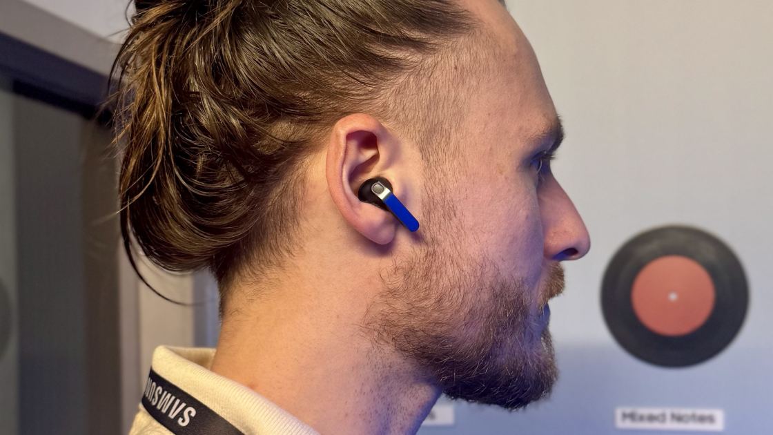 Samsung Galaxy Buds 4 Pro: Hands-on with the AI blade