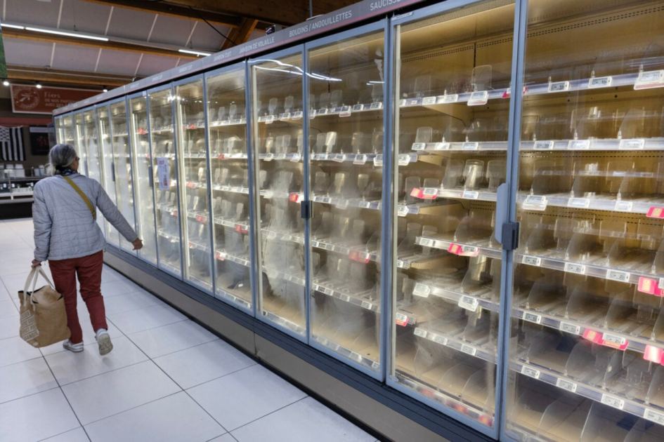 Hackers Overheat Fridges at Supermarkets Across France, Wasting Food and Starting Fires