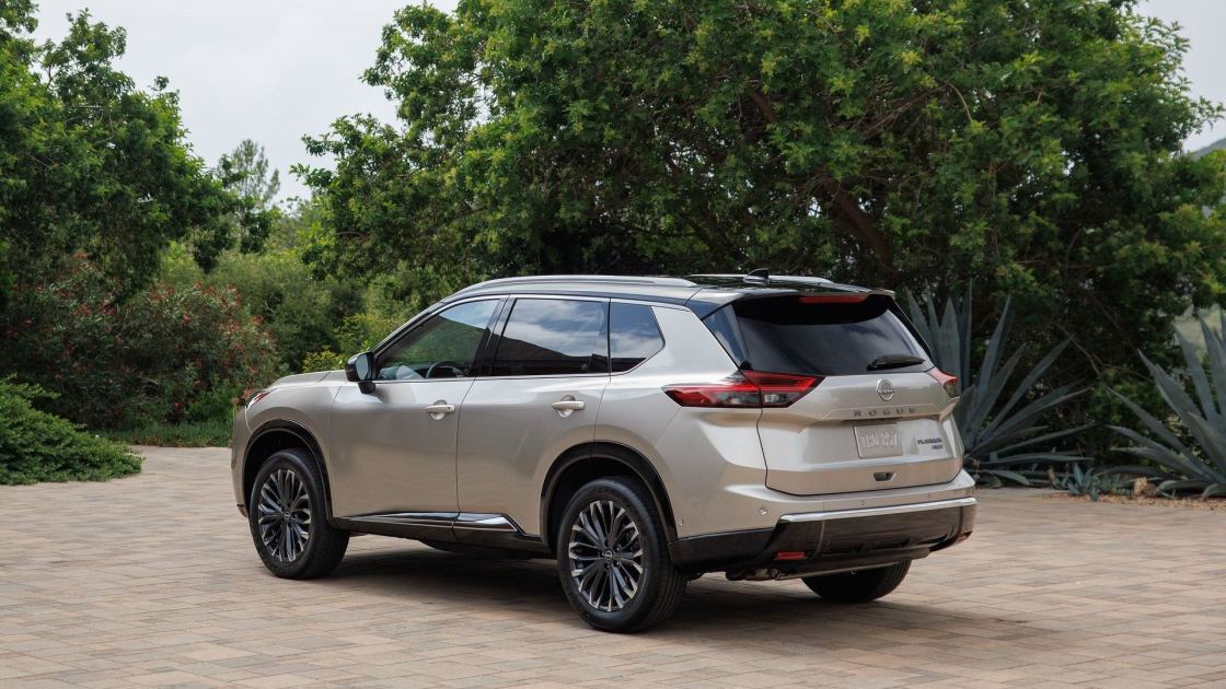 The plush compact SUV buyers are switching to instead of the RAV4 in 2026