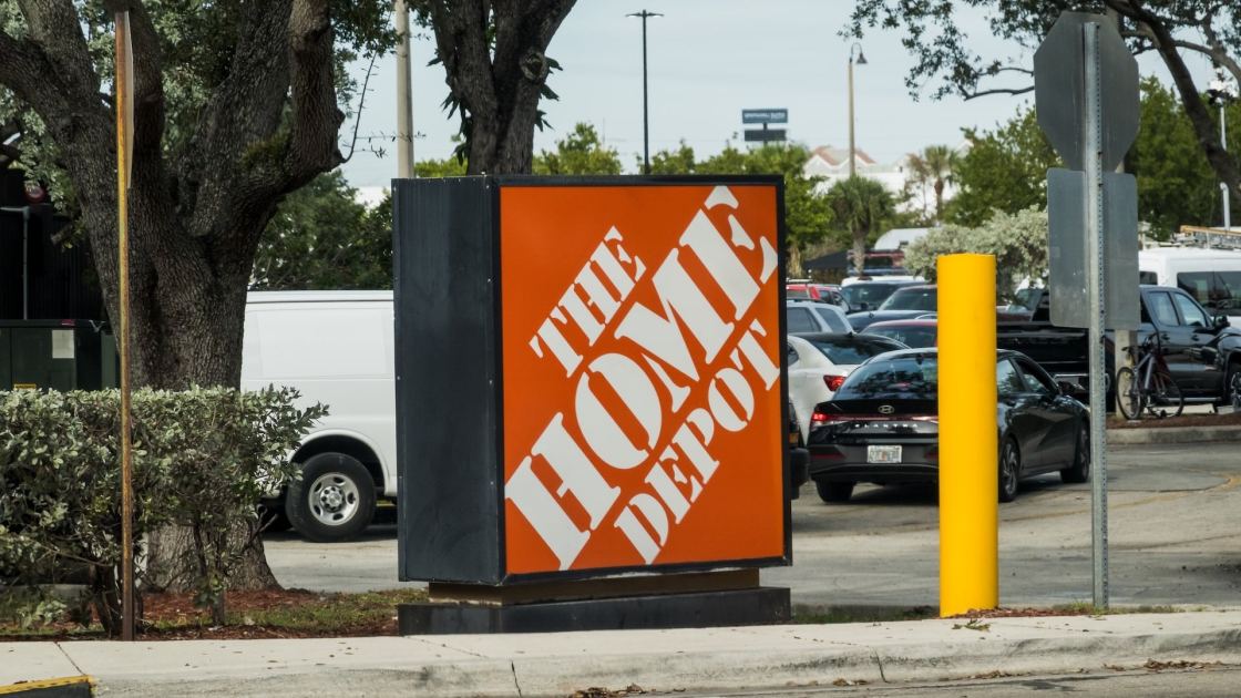 These Lawn and Garden Tools Are up to 47% Off Right Now at Home Depot