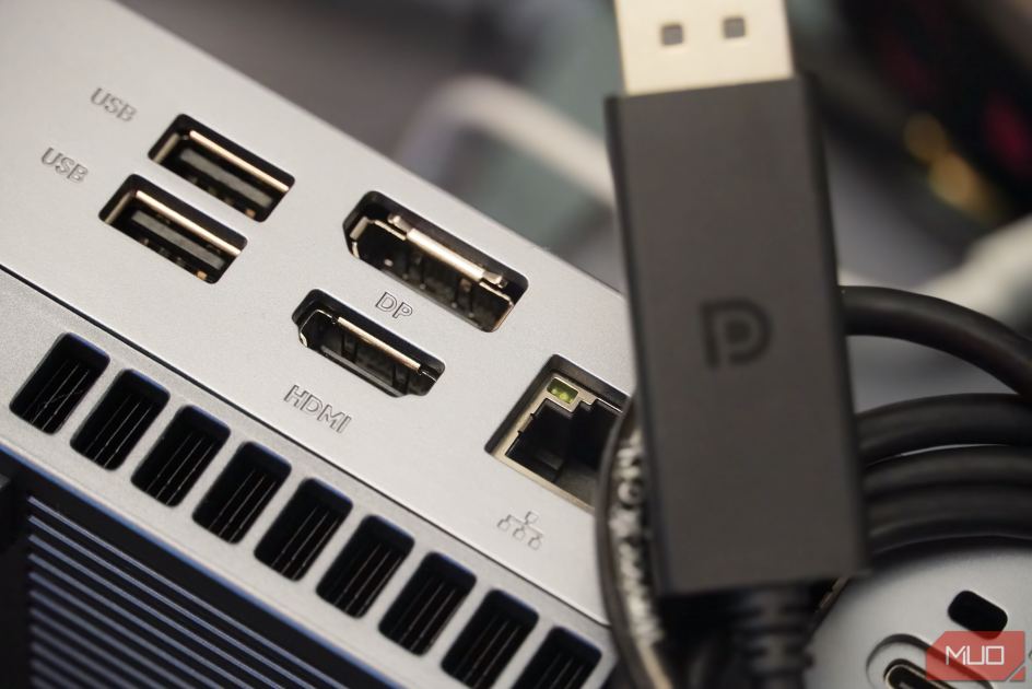 I stopped guessing between HDMI and DisplayPort once I learned what each does best