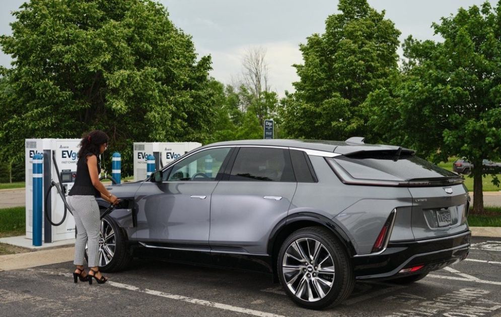 Used EV sales spike alongside gas prices