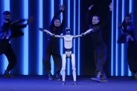 Watch Honor’s first humanoid robot evolve from clumsy prototype to slick dancer