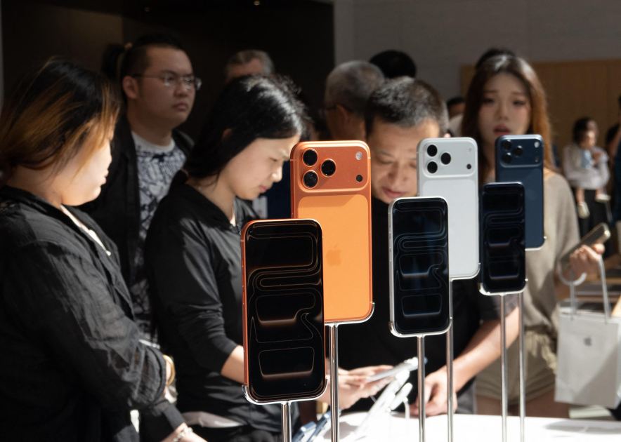 iPhone 18 Pro Price Warning As Apple Downgraded To Hold