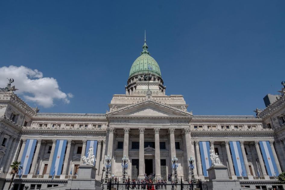 Argentina in Talks for $2 Billion Loan Backed by World Bank