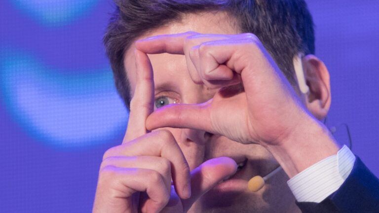 As Sam Altman pushes for IPO, the wheels are coming off OpenAI