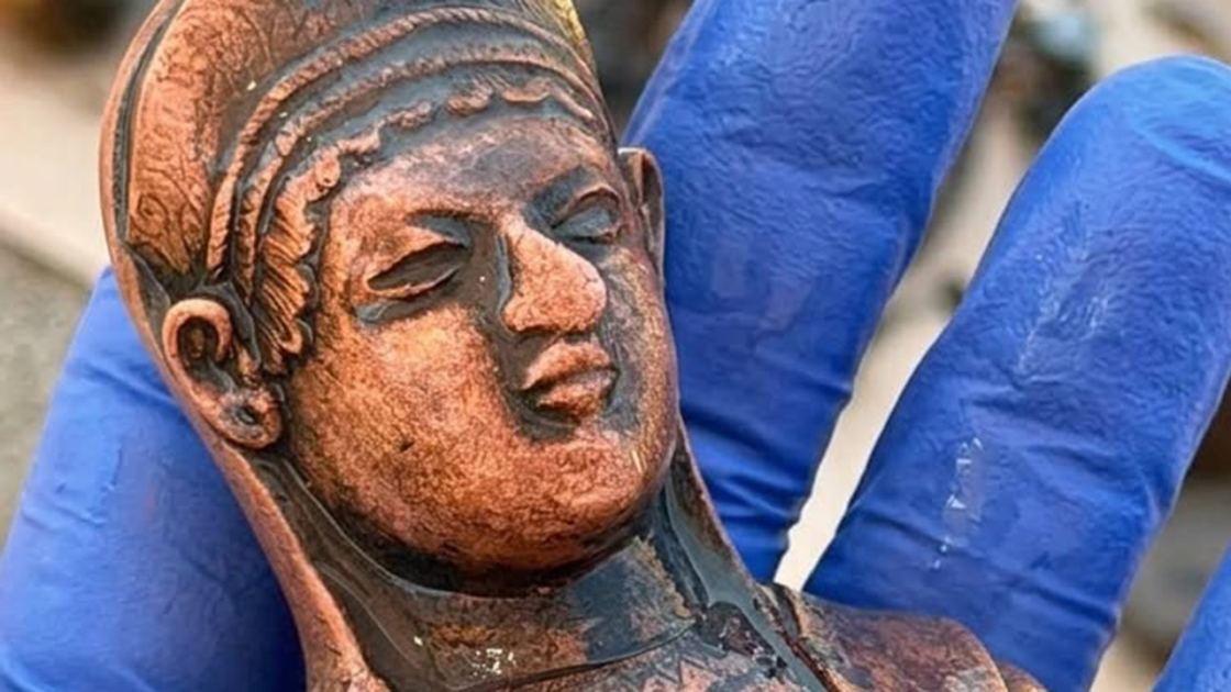  Archaeologists discover Etruscan well that was ritually opened with offerings for a goddess — and 'closed' with human bodies 