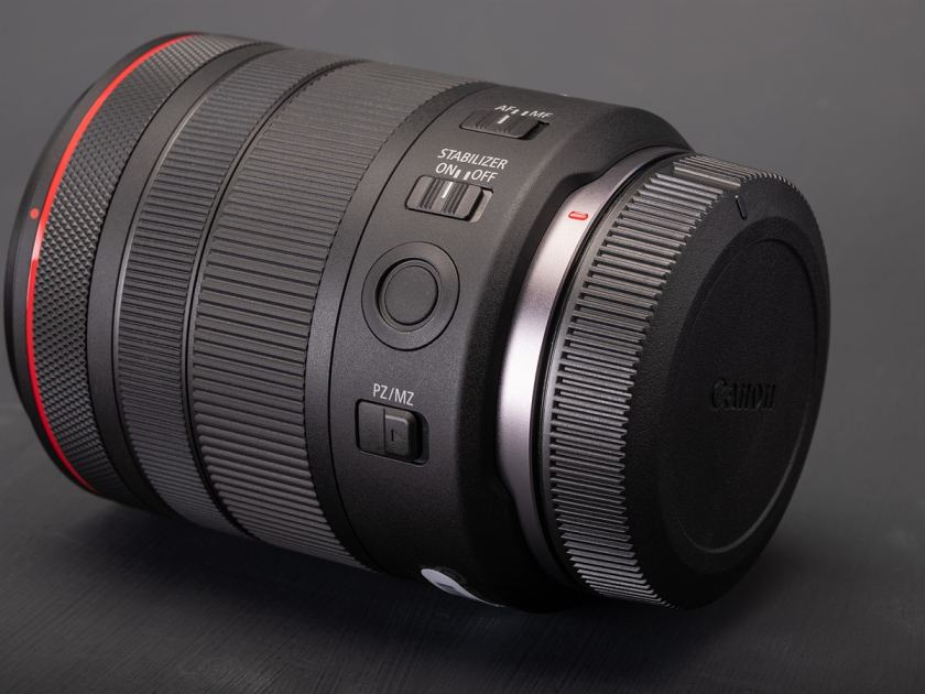 How does Canon's new approach to power zoom work for photographers?