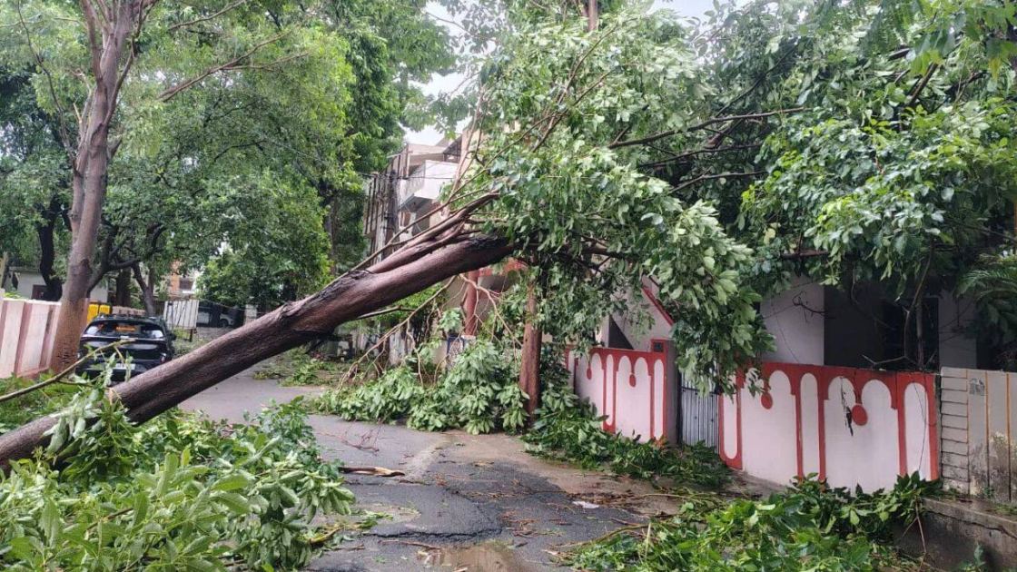 Cyclone Arnab: Over 50 trains, several flights cancelled; Andhra, Odisha worst-hit