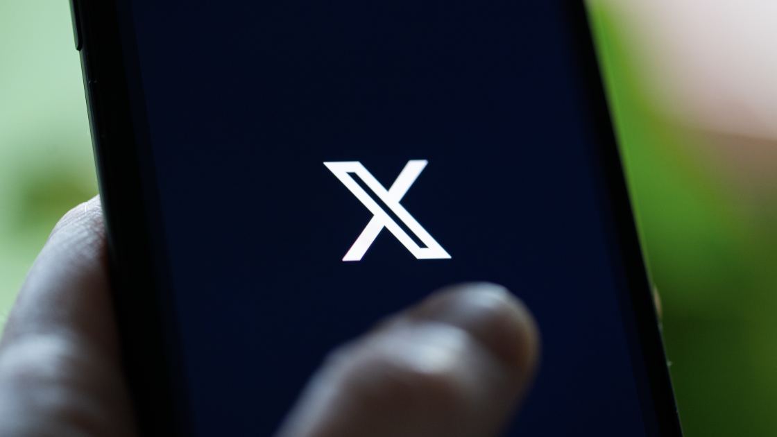 Elon Musk's XChat Claims to Offer 'Private' Messaging (but Is Reserving the Right to Collect Your Data)