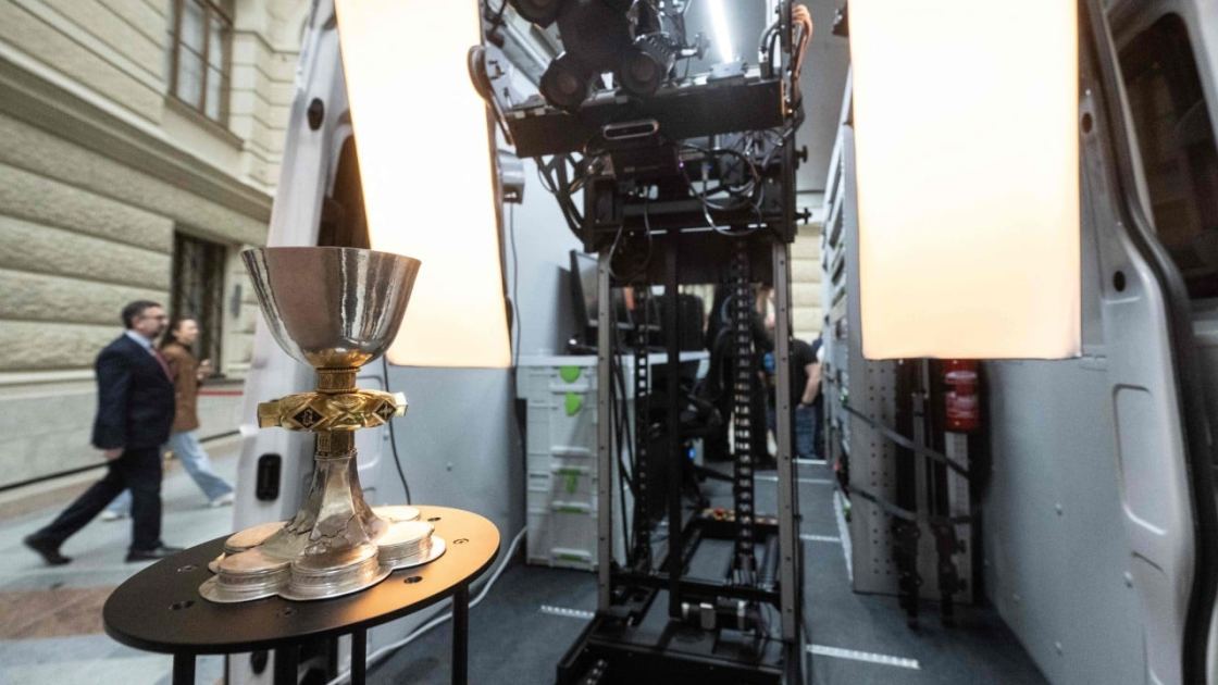 Ukraine works with Interpol to find thousands of cultural artefacts looted by Russians