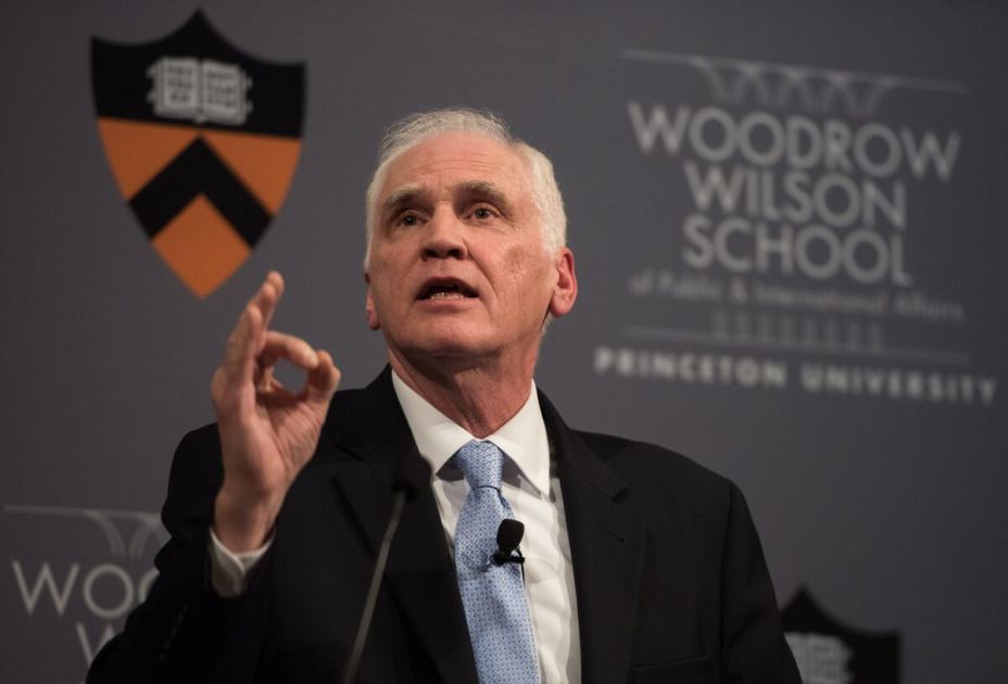 Private Credit Gets ‘Yellow Alert,’ While Swedish Defense Scores Green Light