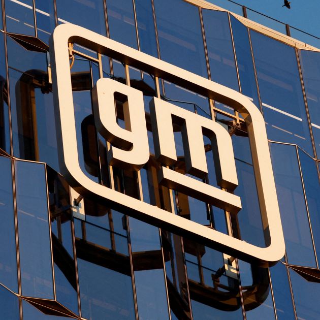 G.M. Plans to Sell Energy Storage Batteries as E.V. Sales Flag