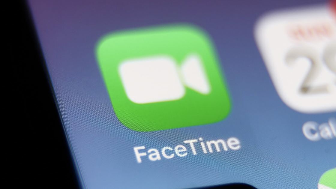 Scammers Are Using FaceTime to Pose As Apple Support Reps