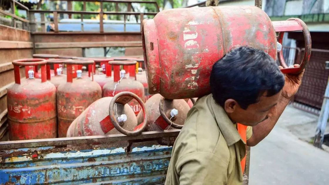 LPG price hike: Domestic, commercial cylinders may become costlier from today — report