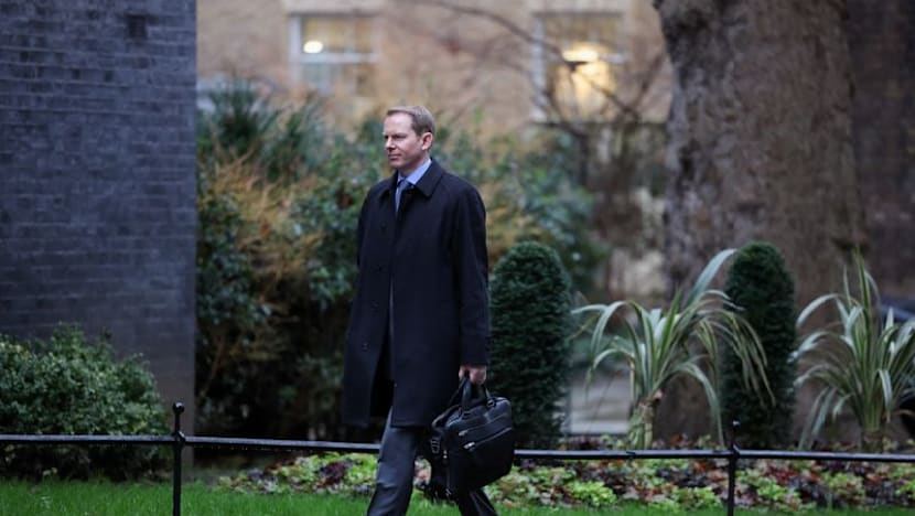 UK lawmakers question Lloyds over account glitch that exposed customers' details