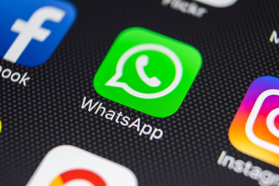 WhatsApp Now Lets You Share Group Message History With New Members