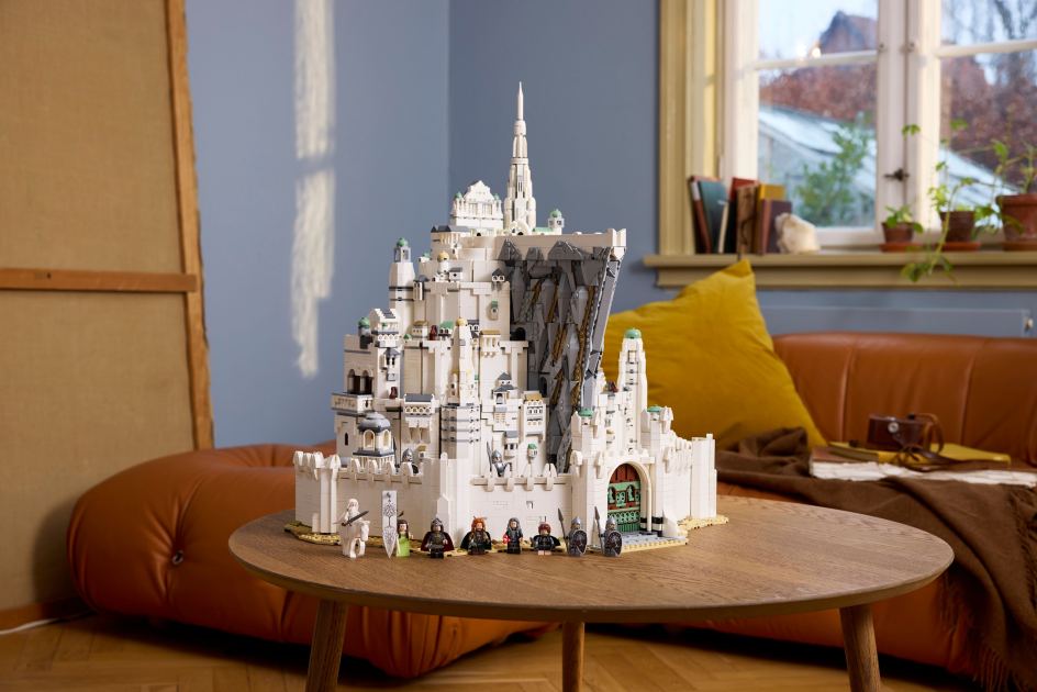 Lego's huge Lord of the Rings Minas Tirith set revealed