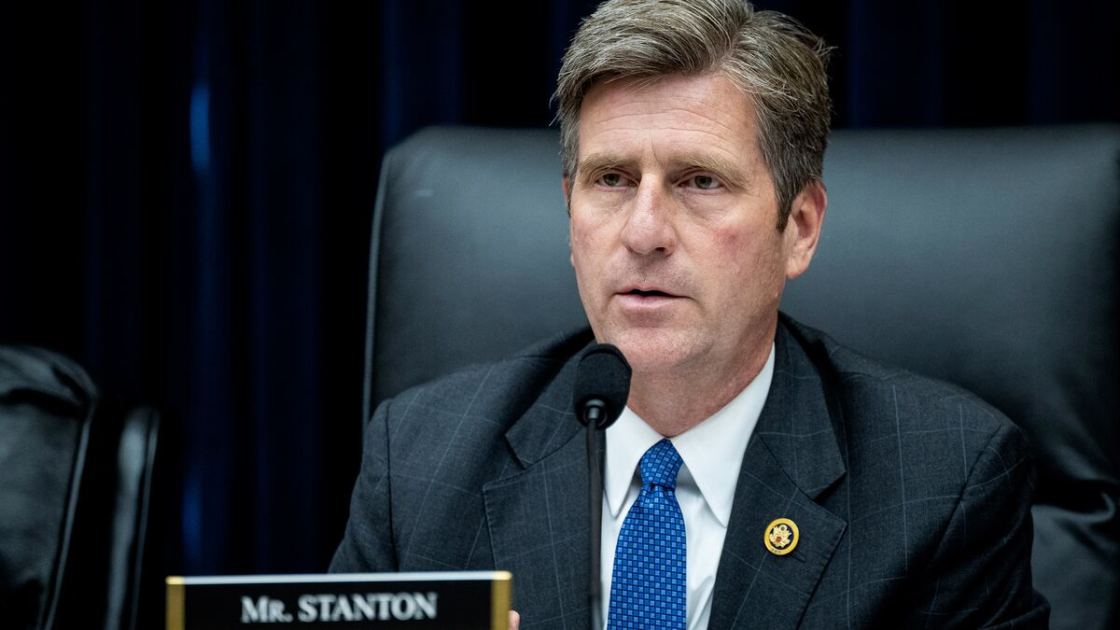 Stanton Warns Hormuz Closure Hurts Economy