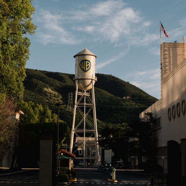 Warner Bros. Investors Approve Deal With Paramount