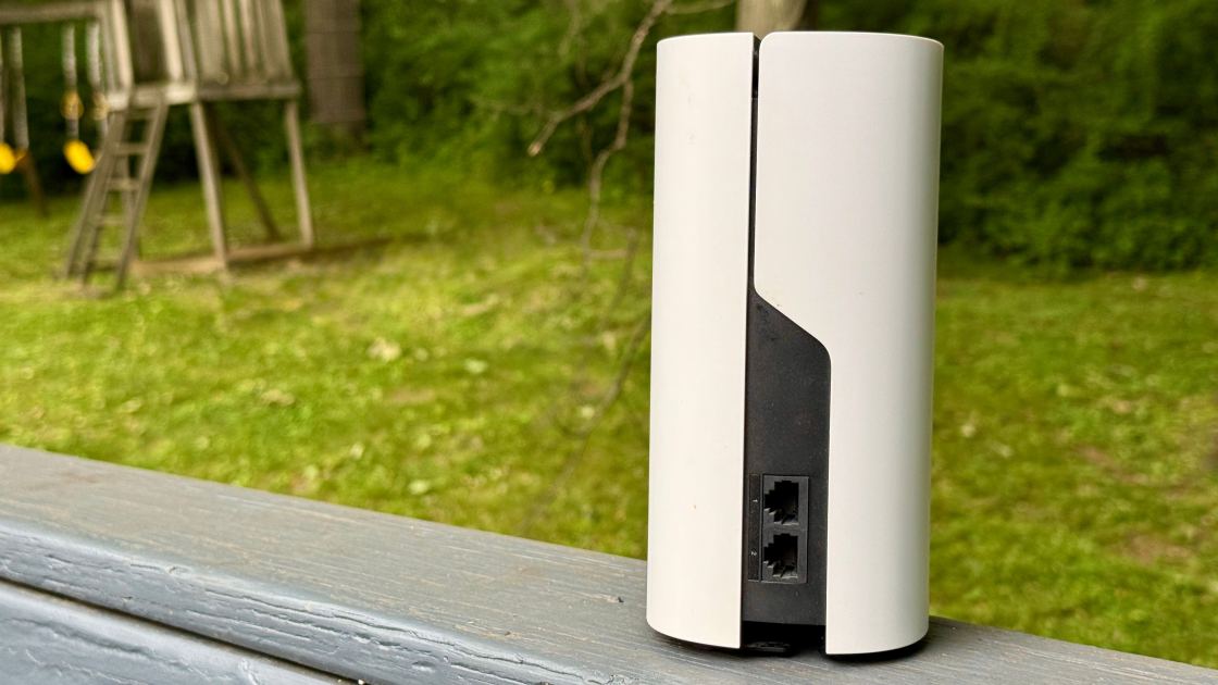 I turned my old router into a backyard Wi-Fi extender—no mesh system needed