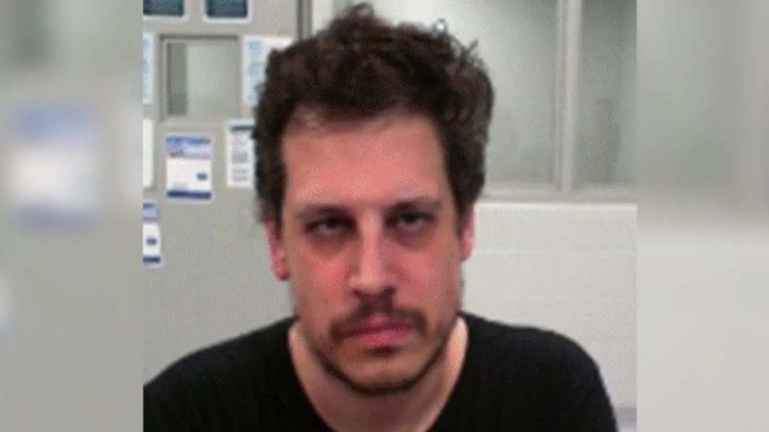 Far-right pro-Trump ex-gay still-British commentator Milo Yiannopoulos detained by ICE