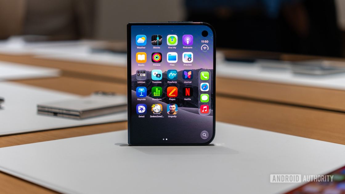 I hate when Android brands copy Apple — but the iPhone Duo is the exception