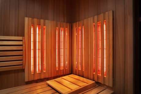 Best Infrared Saunas and Sauna Blankets in 2026: What the Science Says and Which to Buy