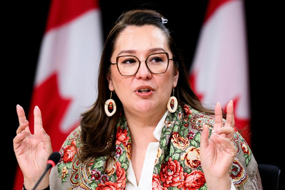 Federal government to announce $1.55-billion  for First Nations children