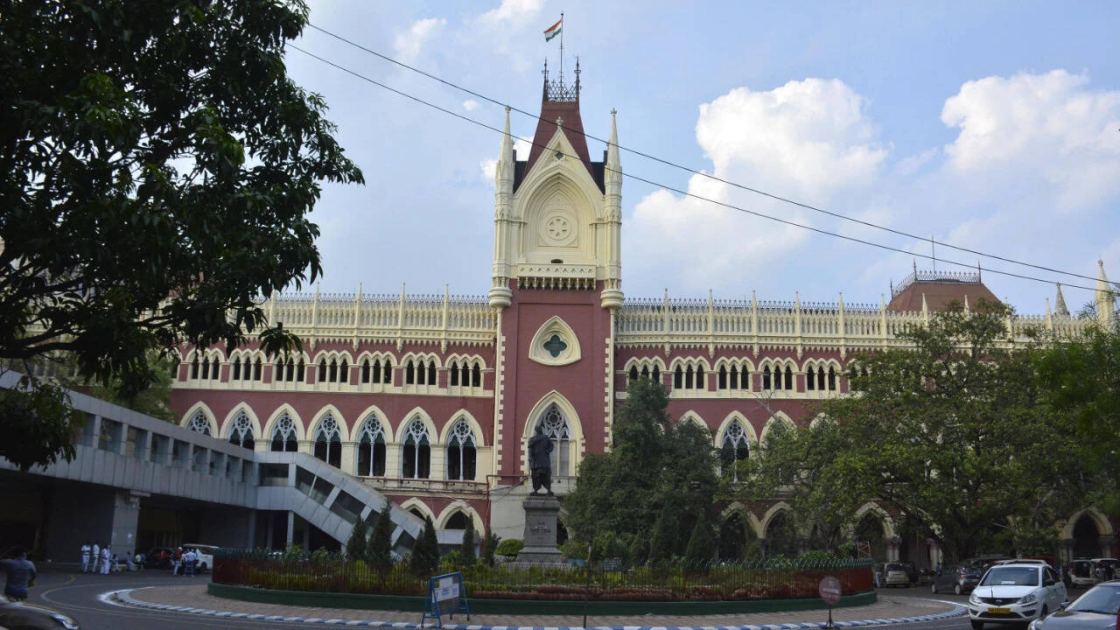 Heavens won’t fall if all 6 Vande stanzas sung in madrassas: Calcutta HC