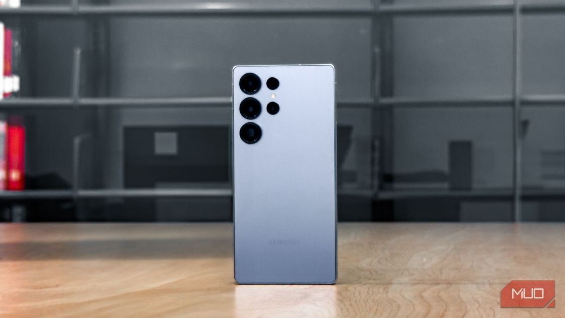 This Samsung camera feature is better than any fake portrait mode