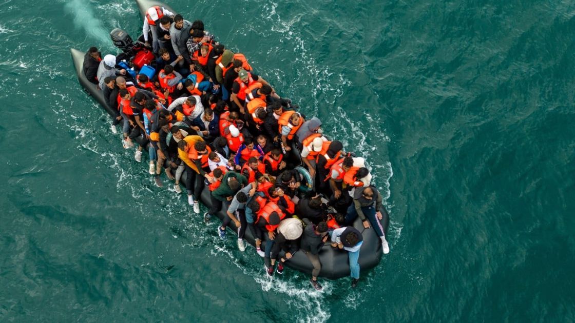 UK-France deal targeting migrants crossing English Channel is scrapped