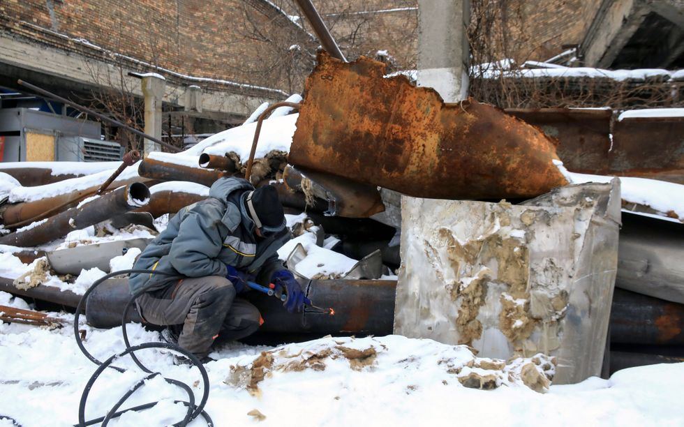 How Electrical Engineers Fight a War